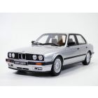 BMW 325i E30 berline 4 portes gris 1/18 Phase 2