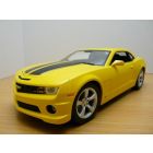 CHEVROLET CAMARO SS 2010 jaune / bandes noires 1/18