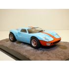 Diorama FORD GT40 James Bond Film DEMAIN NE MEURS JAMAIS 1/43